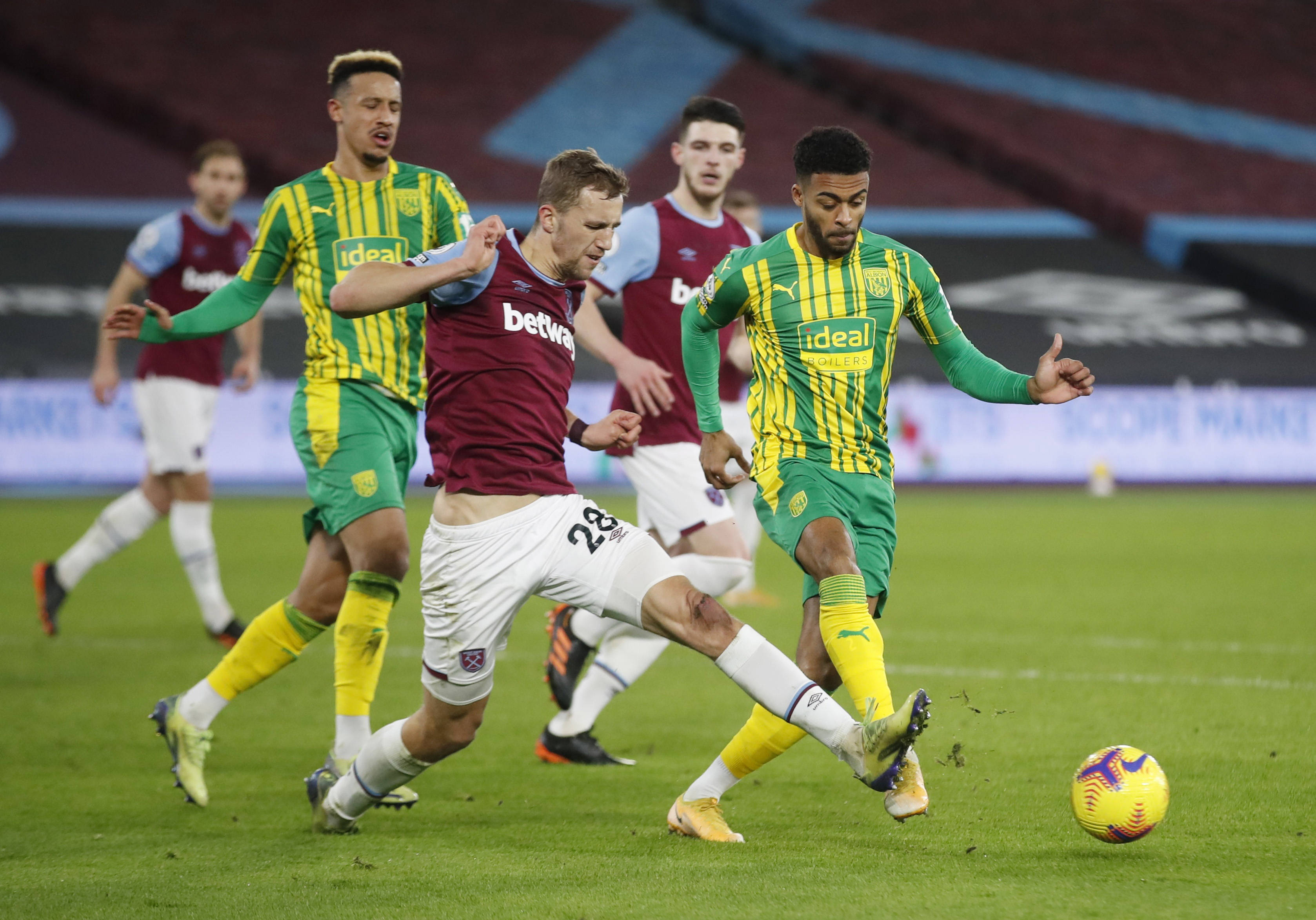 出了浓厚的 出了浓厚的