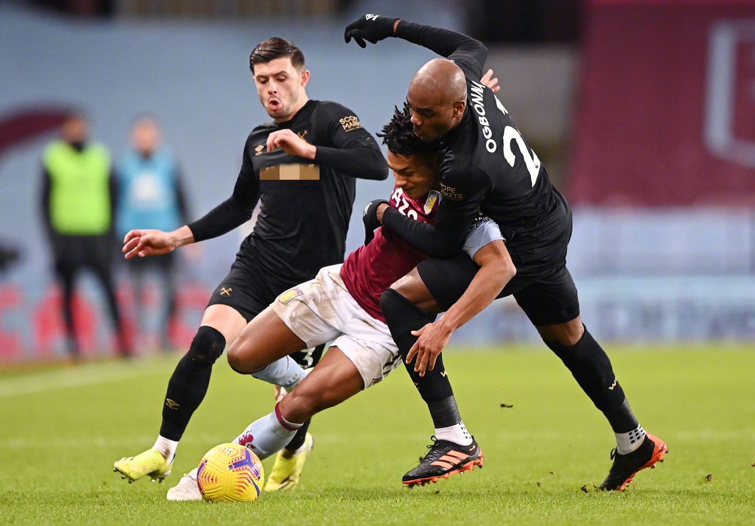 似乎有所欠 似乎有所欠